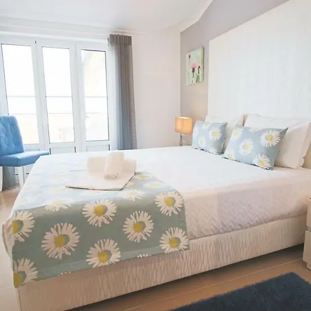 Apartament Holidays Marginal