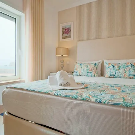 Holidays Marginal Nazaré