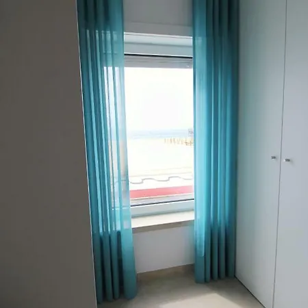 Holidays Marginal Apartament Nazaré