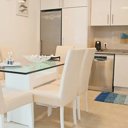 Holidays Marginal Apartment Nazaré