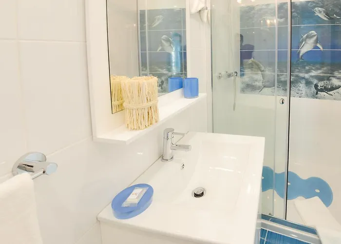 Daire Holidays Marginal